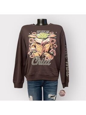 Disney Star Wars NEW Grogu Mandalorian Sweater Juniors M The Child Baby Yoda Top